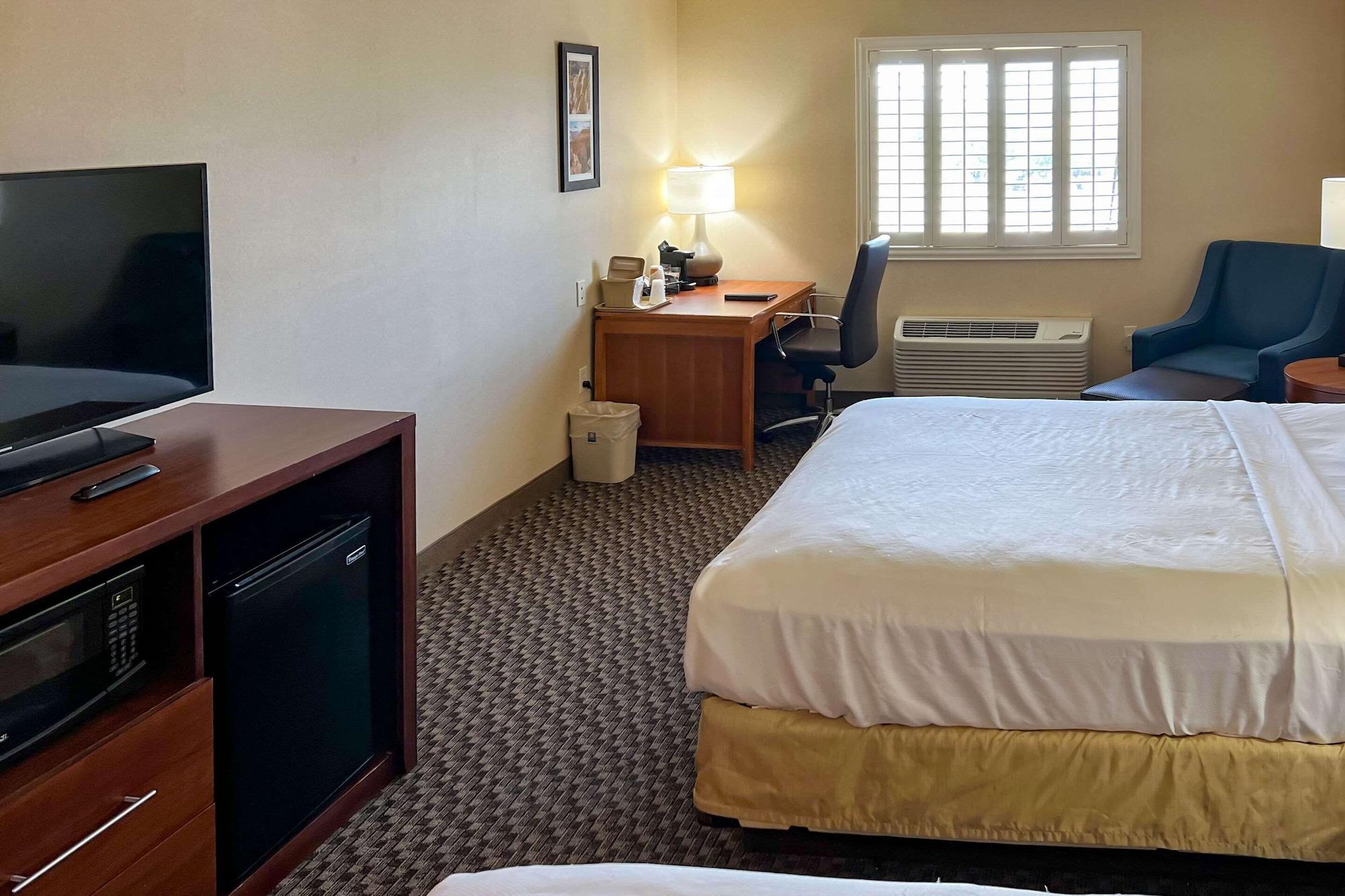 Comfort Inn And Suites Thatcher Εξωτερικό φωτογραφία