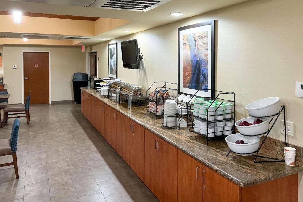 Comfort Inn And Suites Thatcher Εξωτερικό φωτογραφία